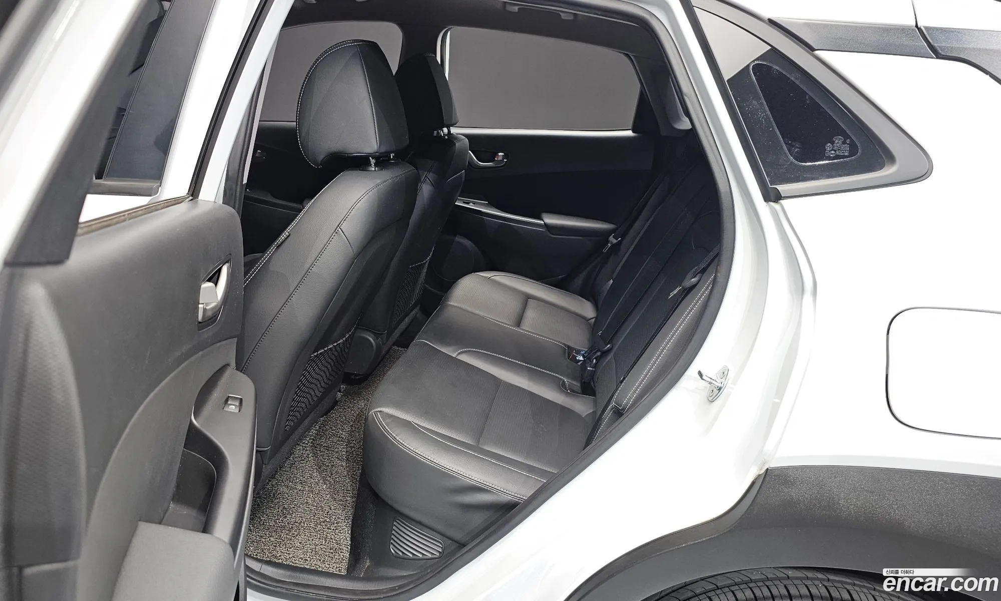 Hyundai Kona Hybrid 2020 — 22