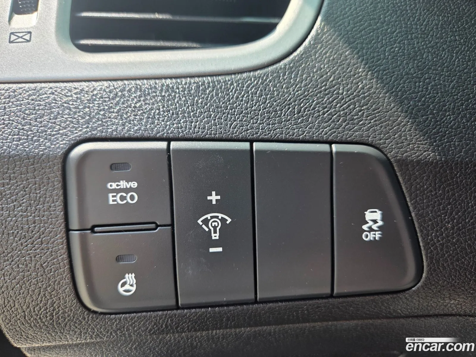 Hyundai Elantra 2014 — 17