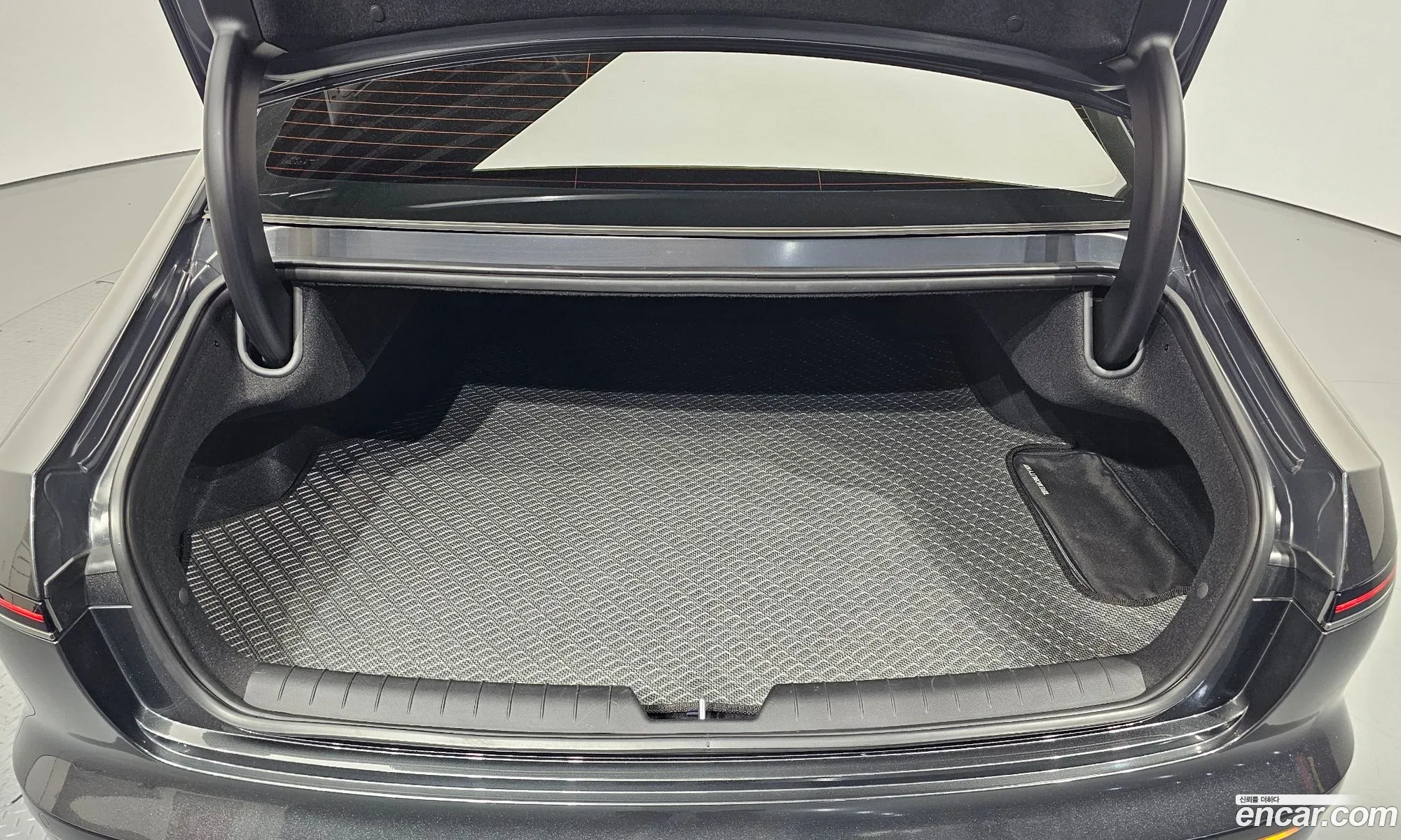 Hyundai Grandeur 2023 — 6