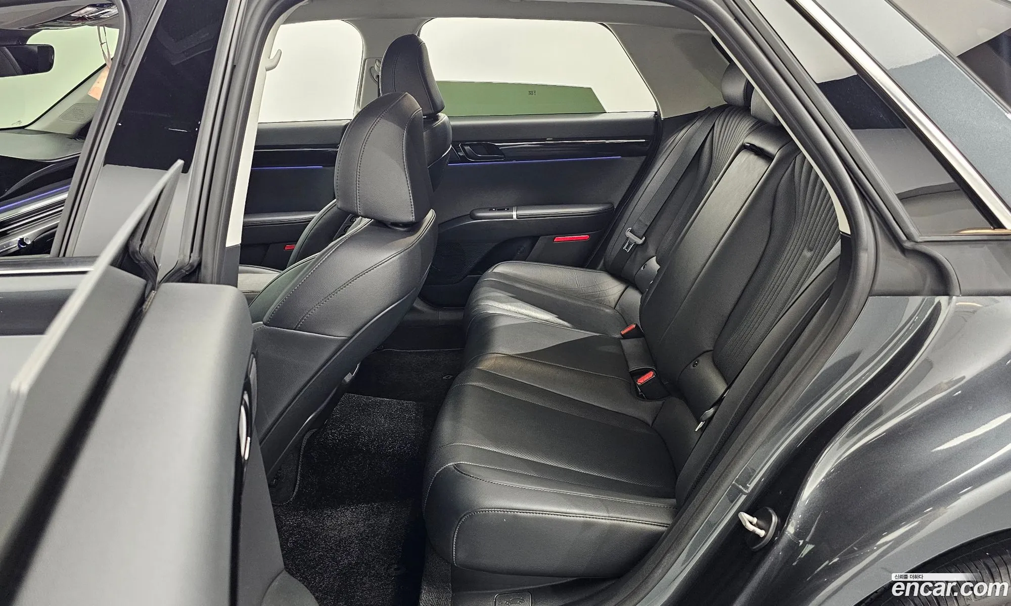 Hyundai Grandeur 2023 — 23