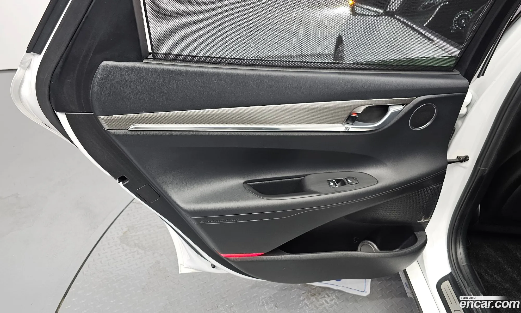 Hyundai Grandeur IG 2022 — 26
