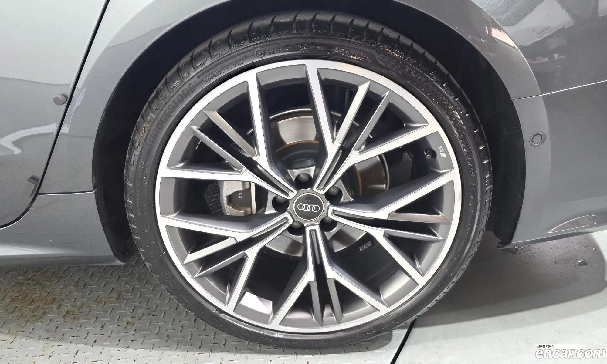 Audi A7 2025 WAUZZZF21SN032064 — 32
