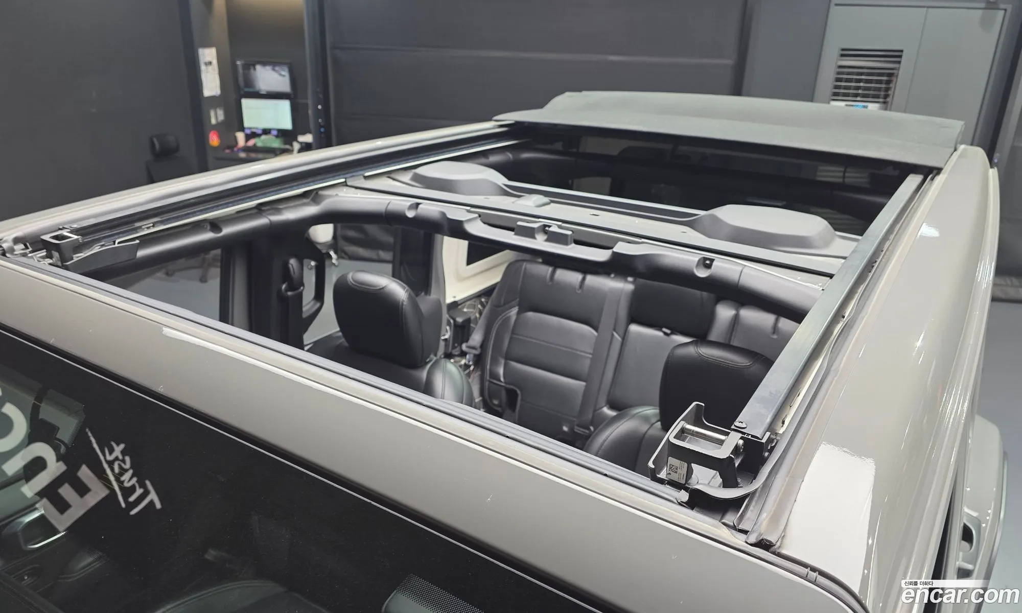 Jeep Wrangler 2022 — 28