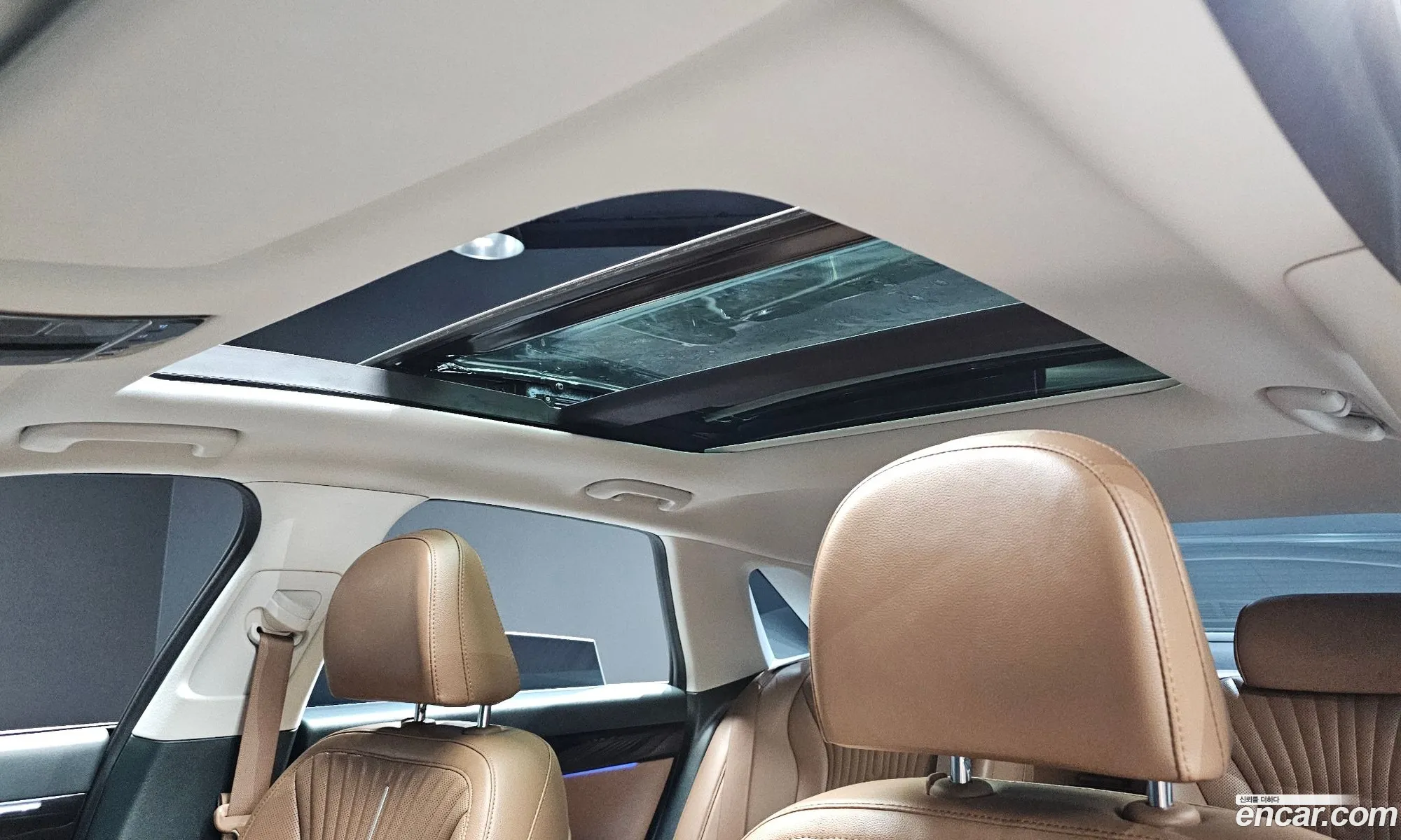 Hyundai Grandeur 2023 — 17