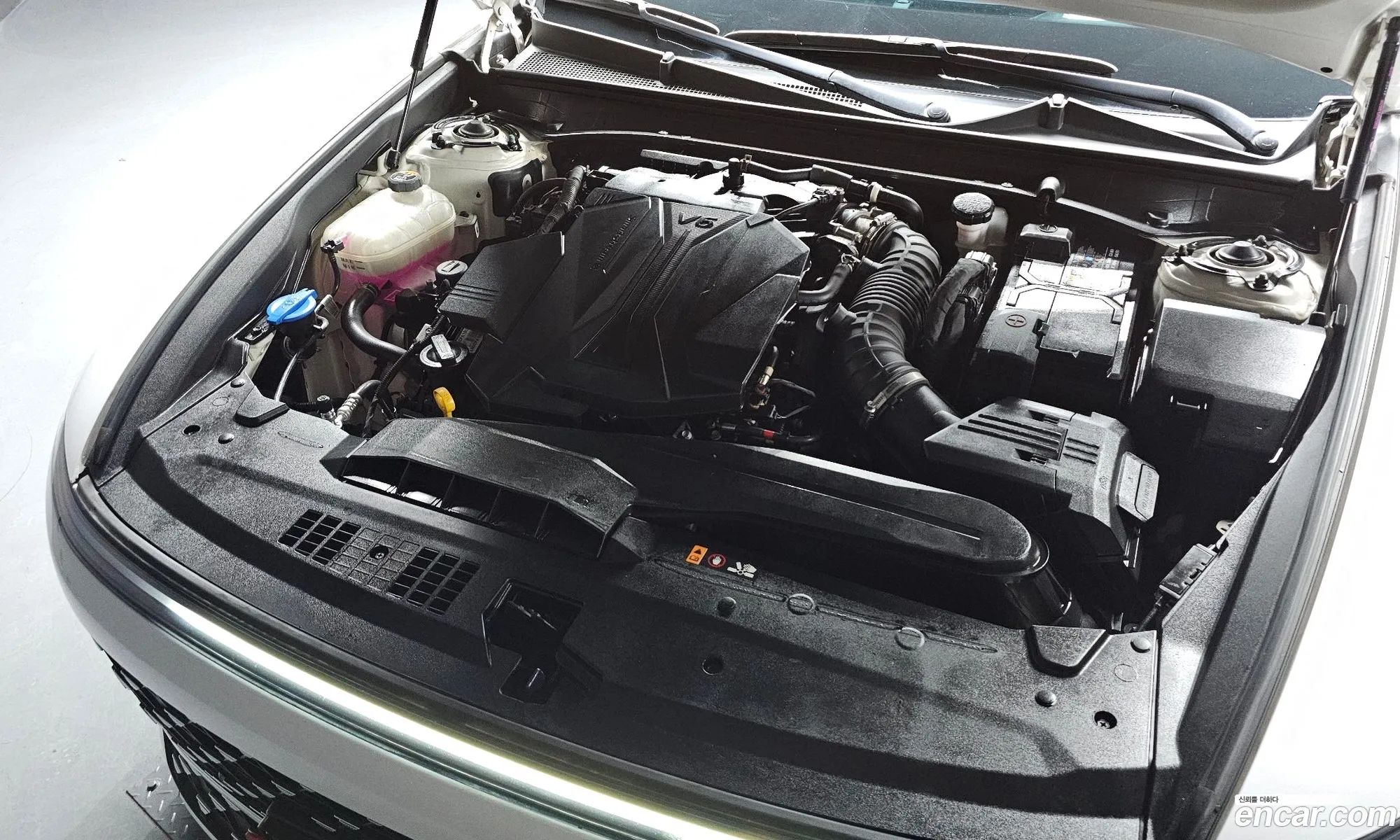 Hyundai Grandeur 2023 — 32