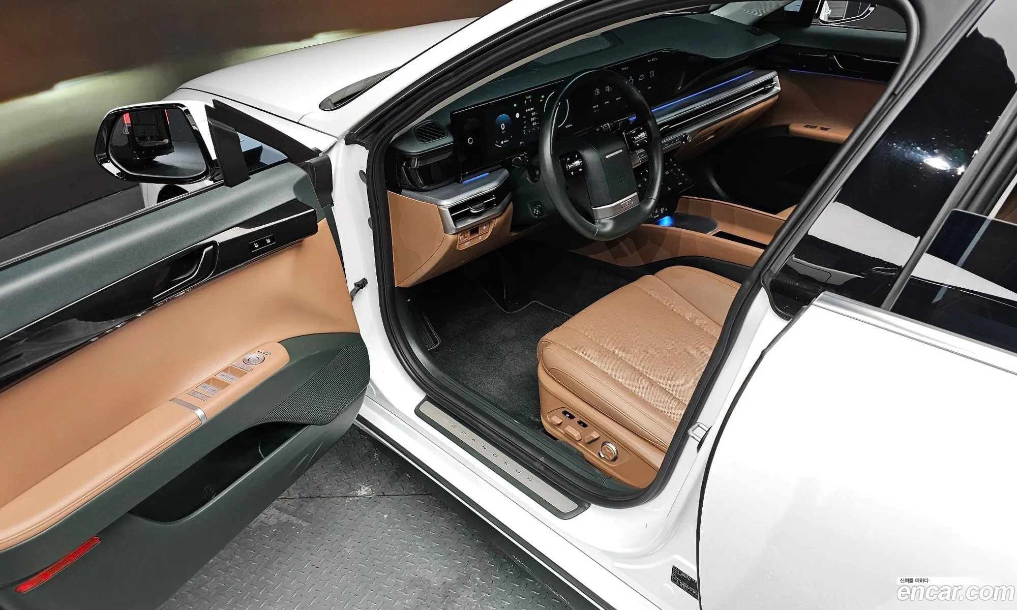 Hyundai Grandeur 2023 — 30