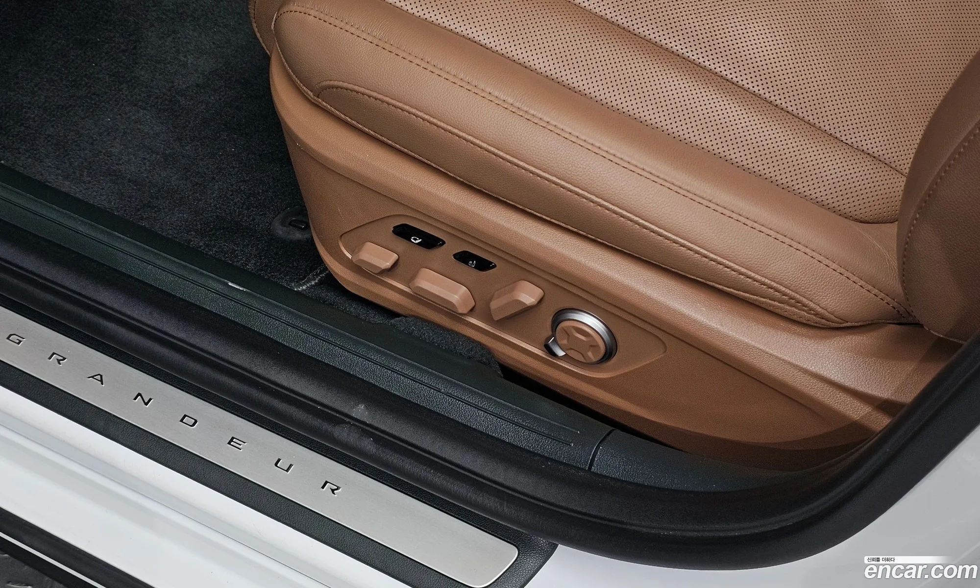 Hyundai Grandeur 2023 — 3