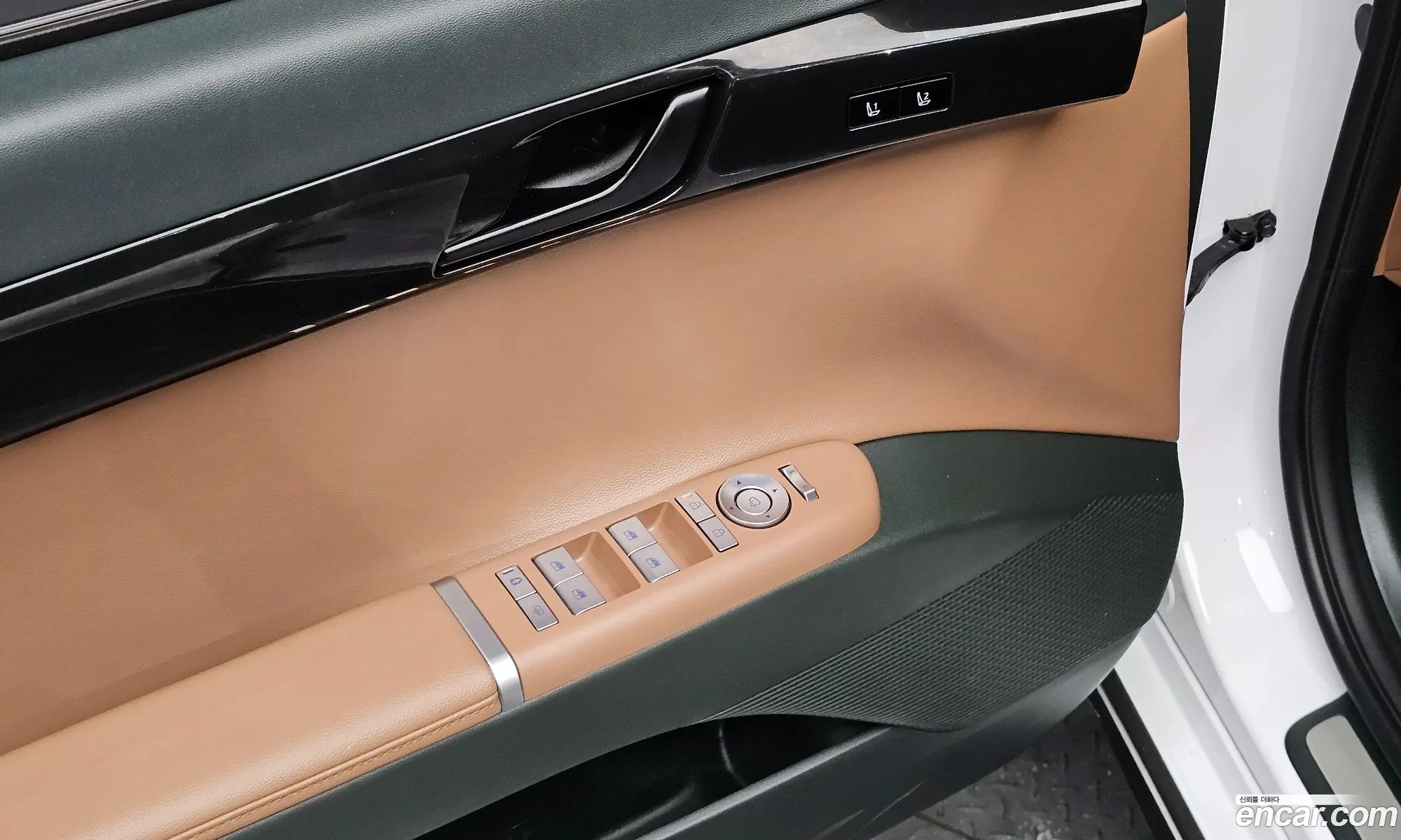 Hyundai Grandeur 2023 — 31