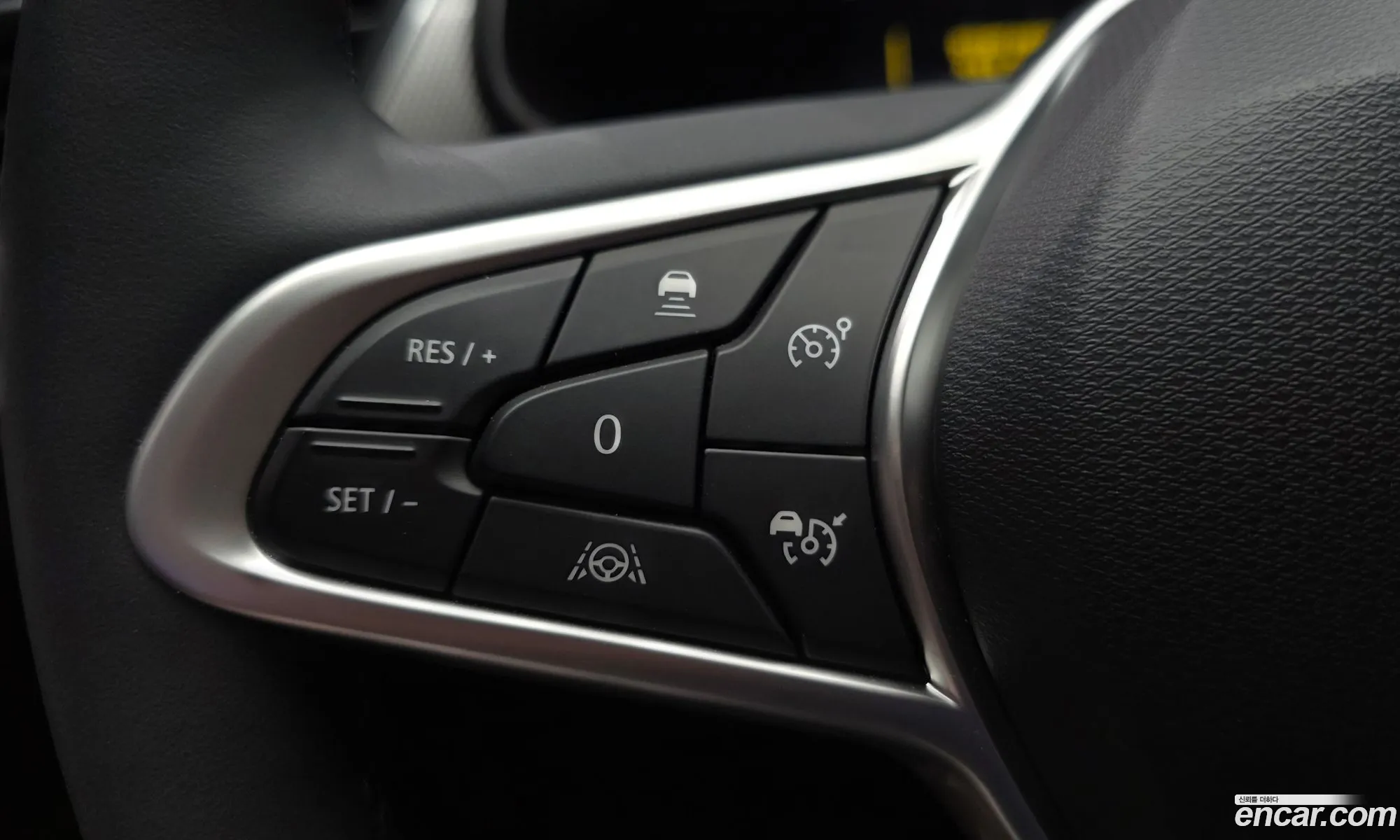 Renault Korea (Samsung) Arkana 2024 — 23