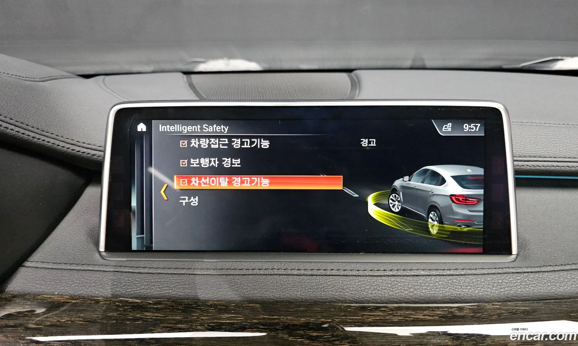 BMW X6 2018 WBAKV2101J0Y40291 — 18
