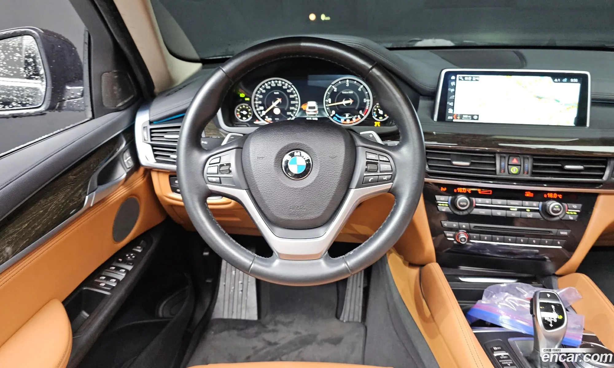 BMW X6 2018 WBAKV2101J0Y40291 — 30