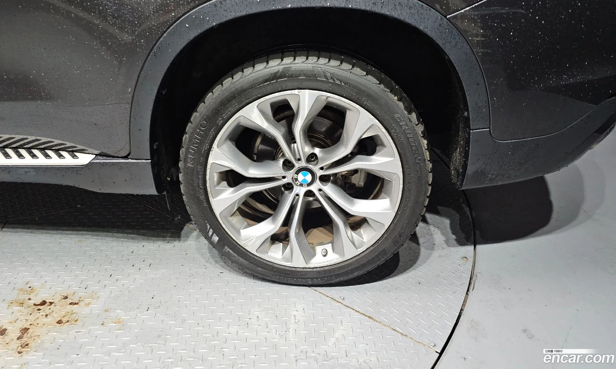 BMW X6 2018 WBAKV2101J0Y40291 — 23