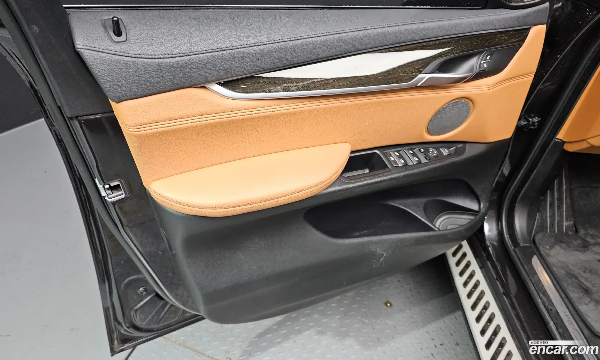 BMW X6 2018 WBAKV2101J0Y40291 — 17