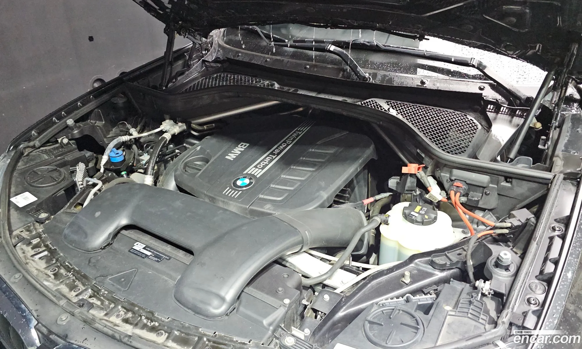 BMW X6 2018 WBAKV2101J0Y40291 — 24