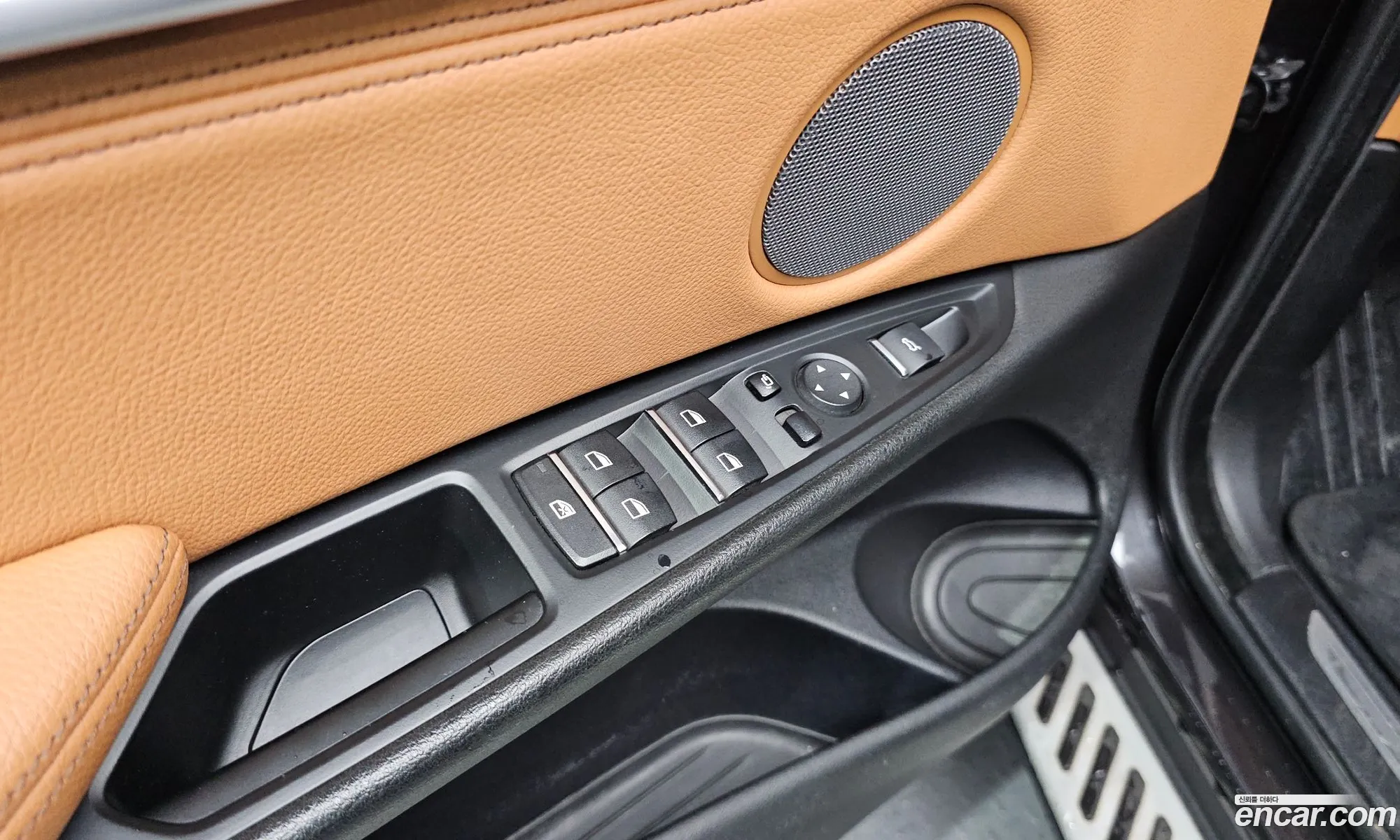 BMW X6 2018 WBAKV2101J0Y40291 — 29
