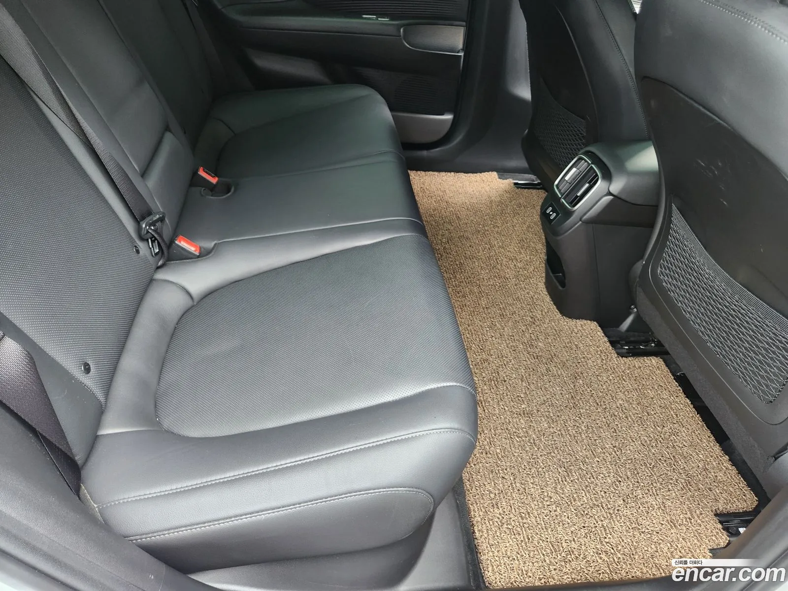Hyundai Ioniq 6 2022 — 17