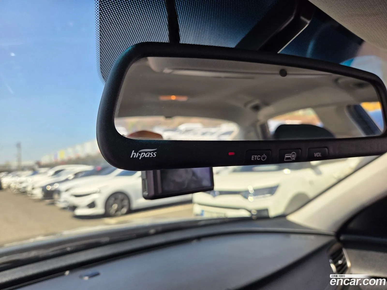 Kia K5 2017 — 18