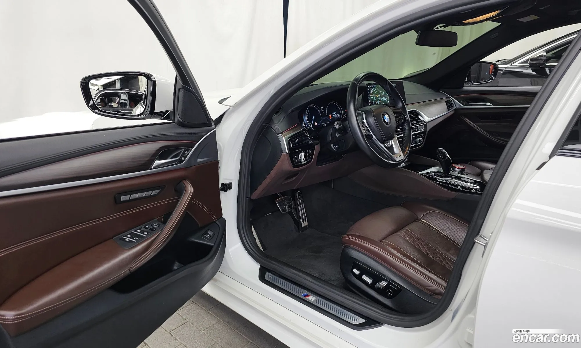 BMW 5 Series 2017 WBAJD310XHG475955 — 23