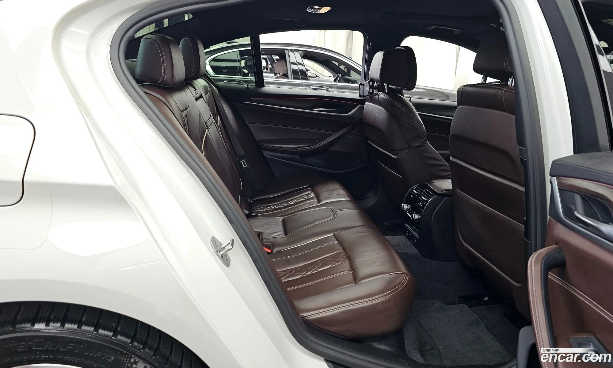 BMW 5 Series 2017 WBAJD310XHG475955 — 34