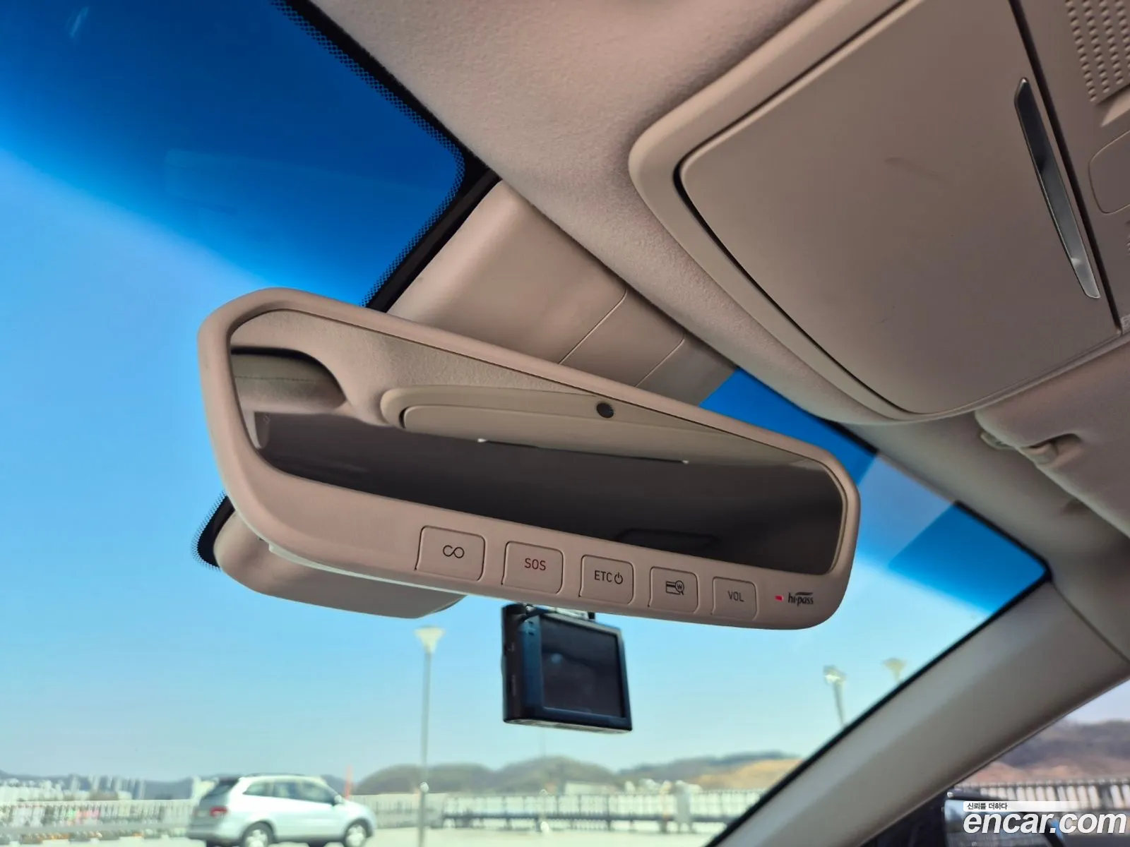 Genesis G90 2019 — 17