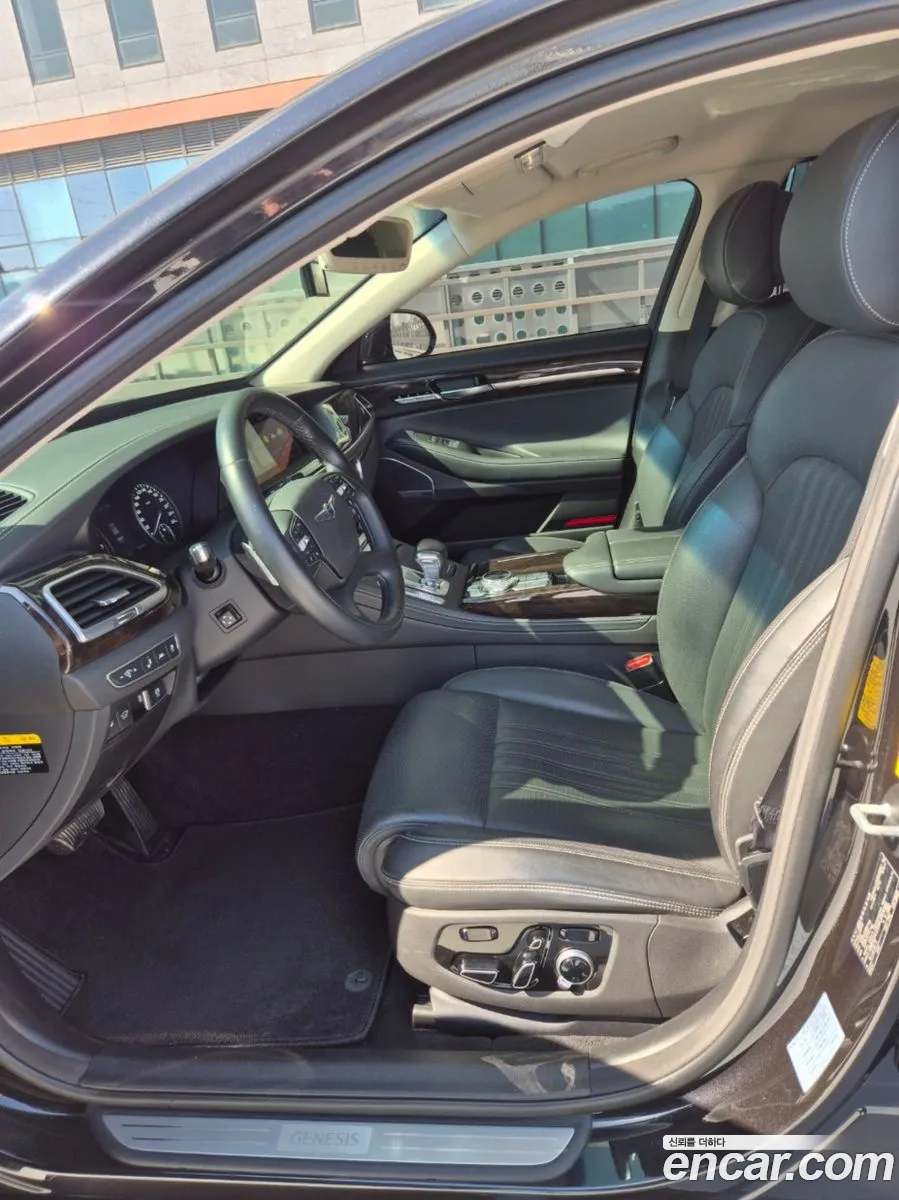 Genesis G90 2019 — 20