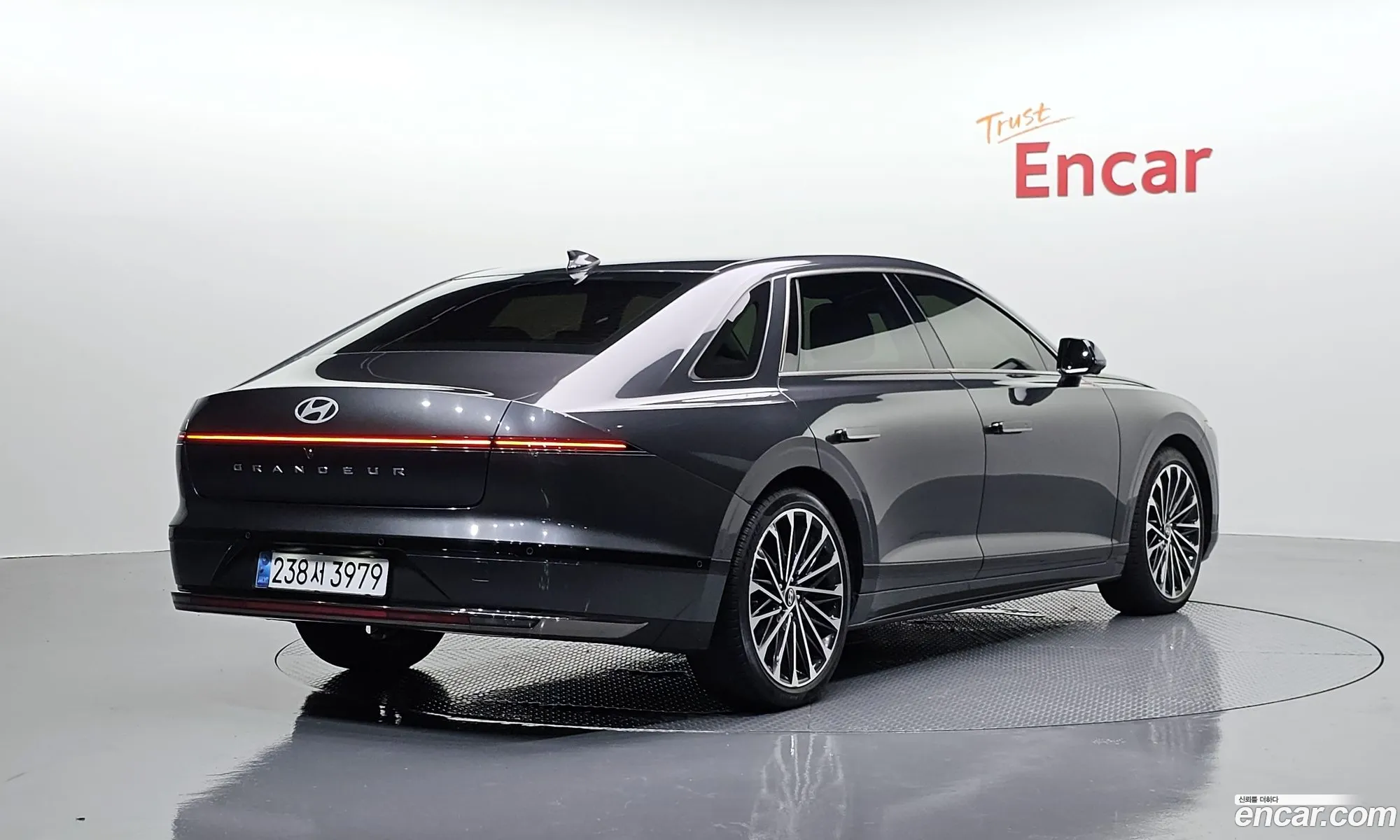 Hyundai Grandeur 2022 — 36