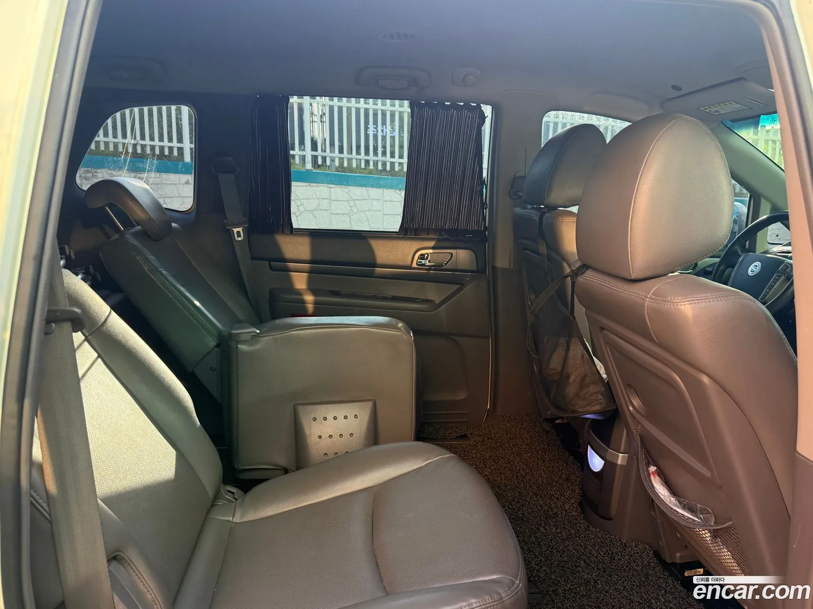 KG Mobility (SsangYong) Korando Turismo 2014 — 2