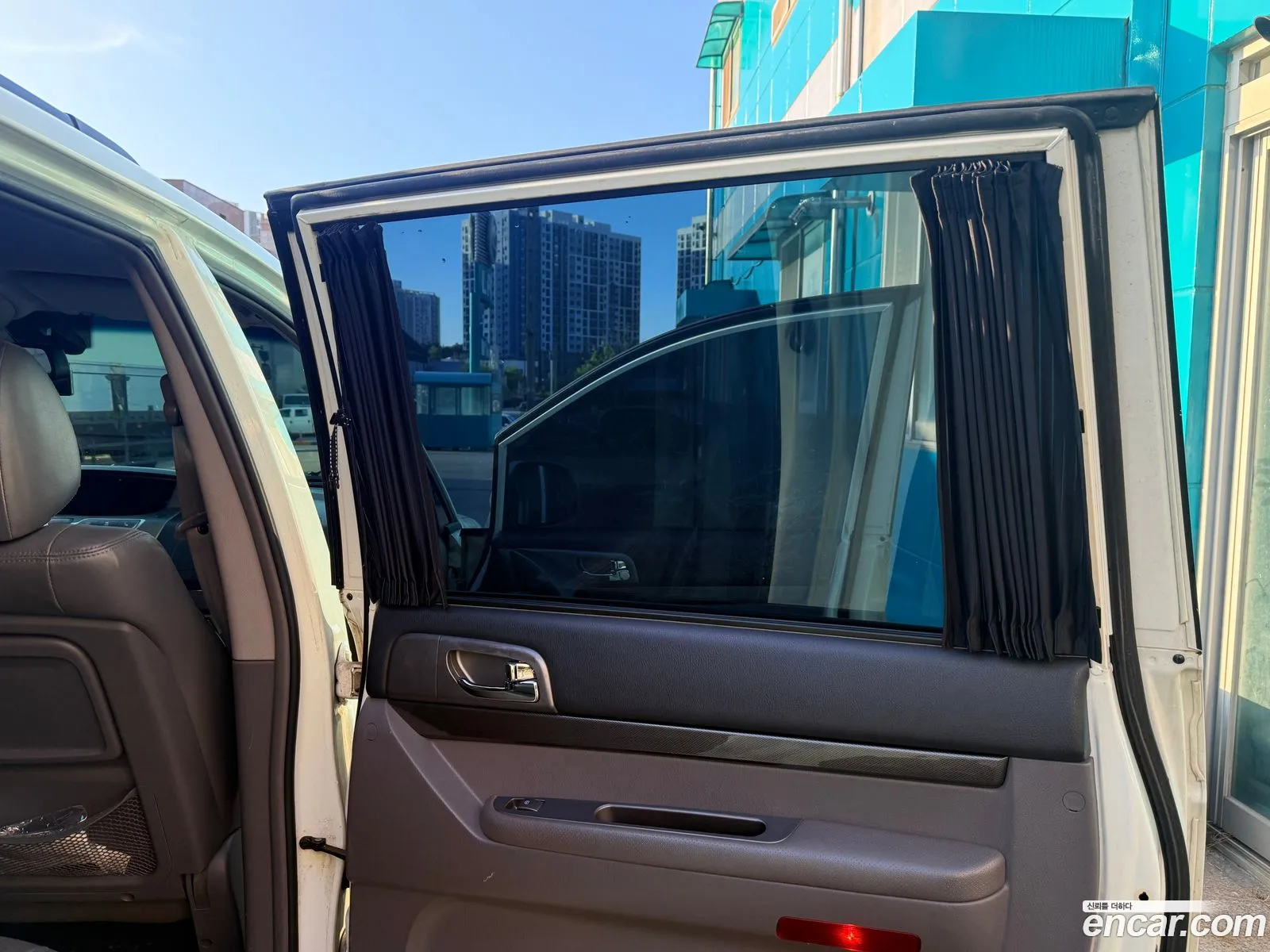 KG Mobility (SsangYong) Korando Turismo 2014 — 12