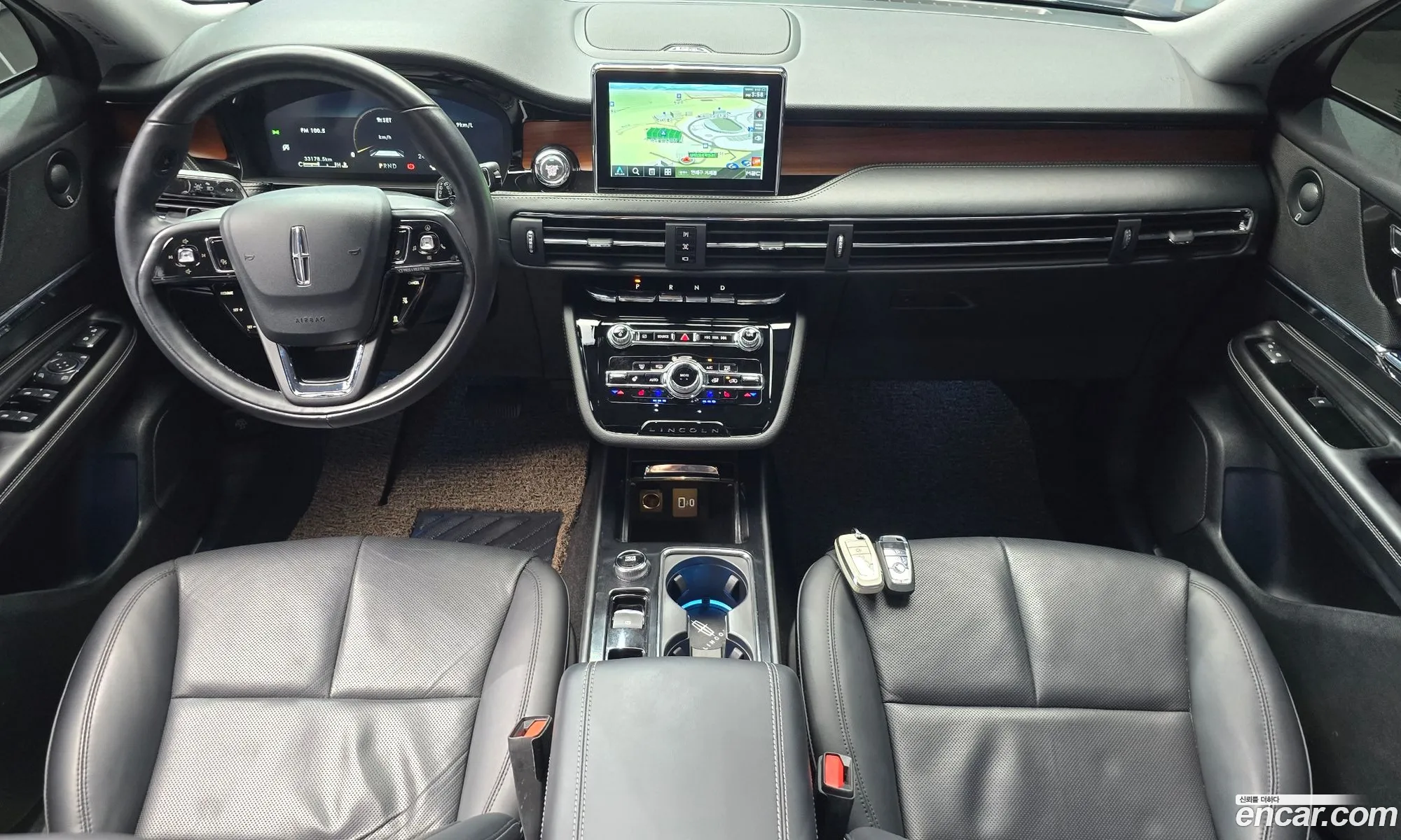 Lincoln Corsair 2022 5LMCJ2D97NUL32931 — 13