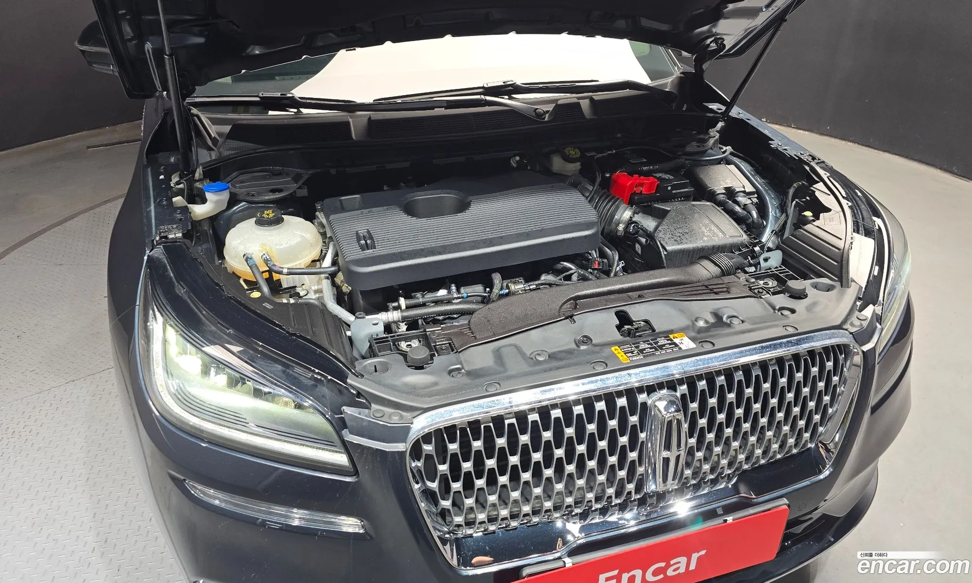 Lincoln Corsair 2022 5LMCJ2D97NUL32931 — 11