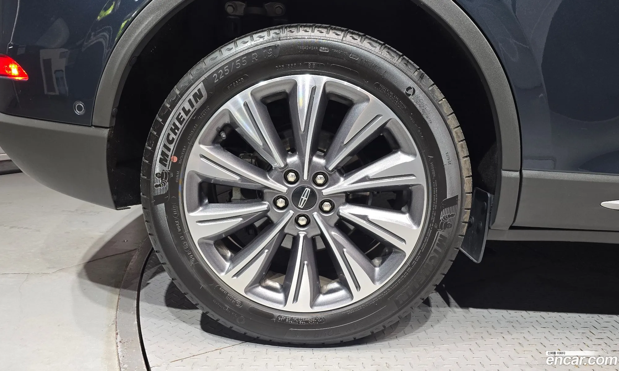 Lincoln Corsair 2022 5LMCJ2D97NUL32931 — 15
