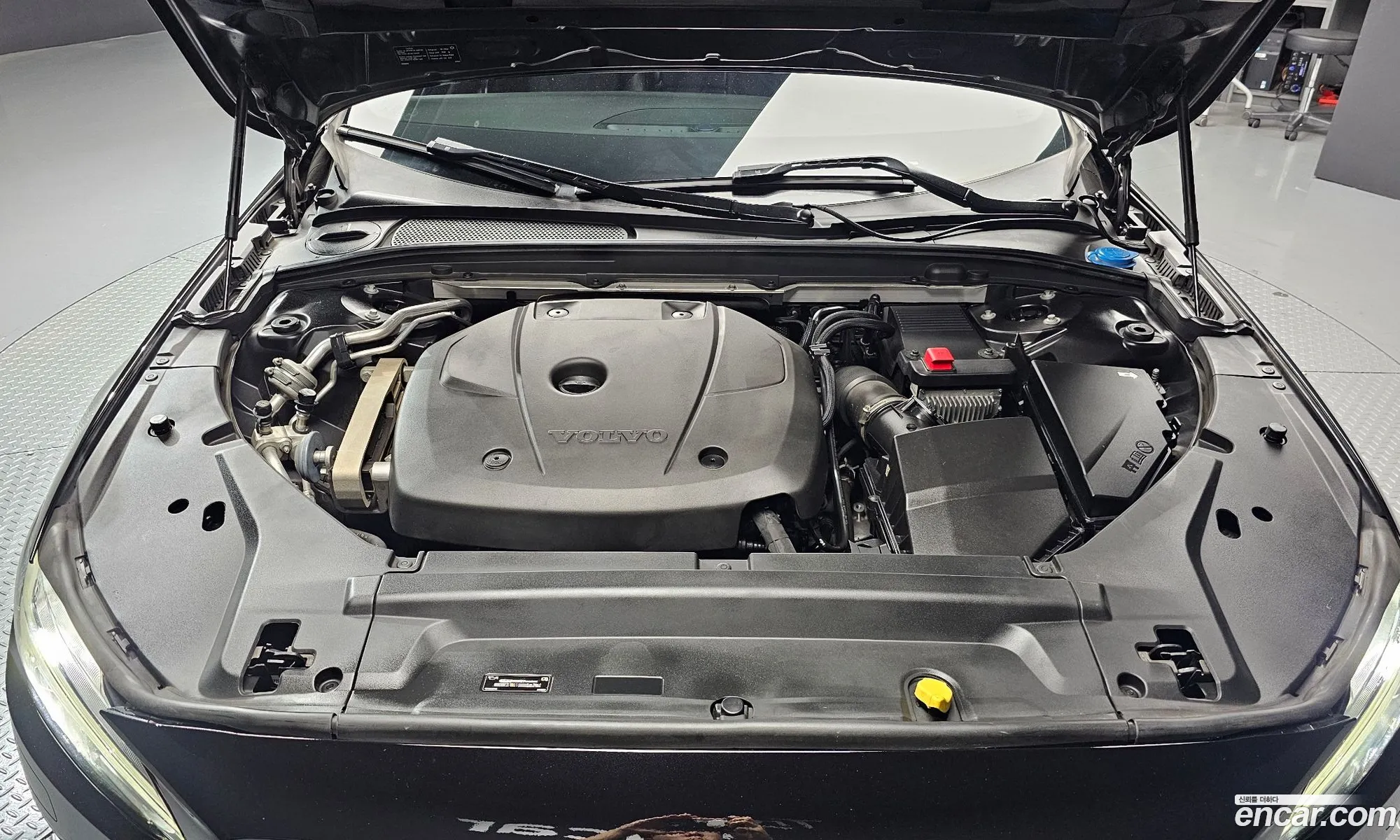 Volvo S90 2017 YV1PS102DH1011210 — 16