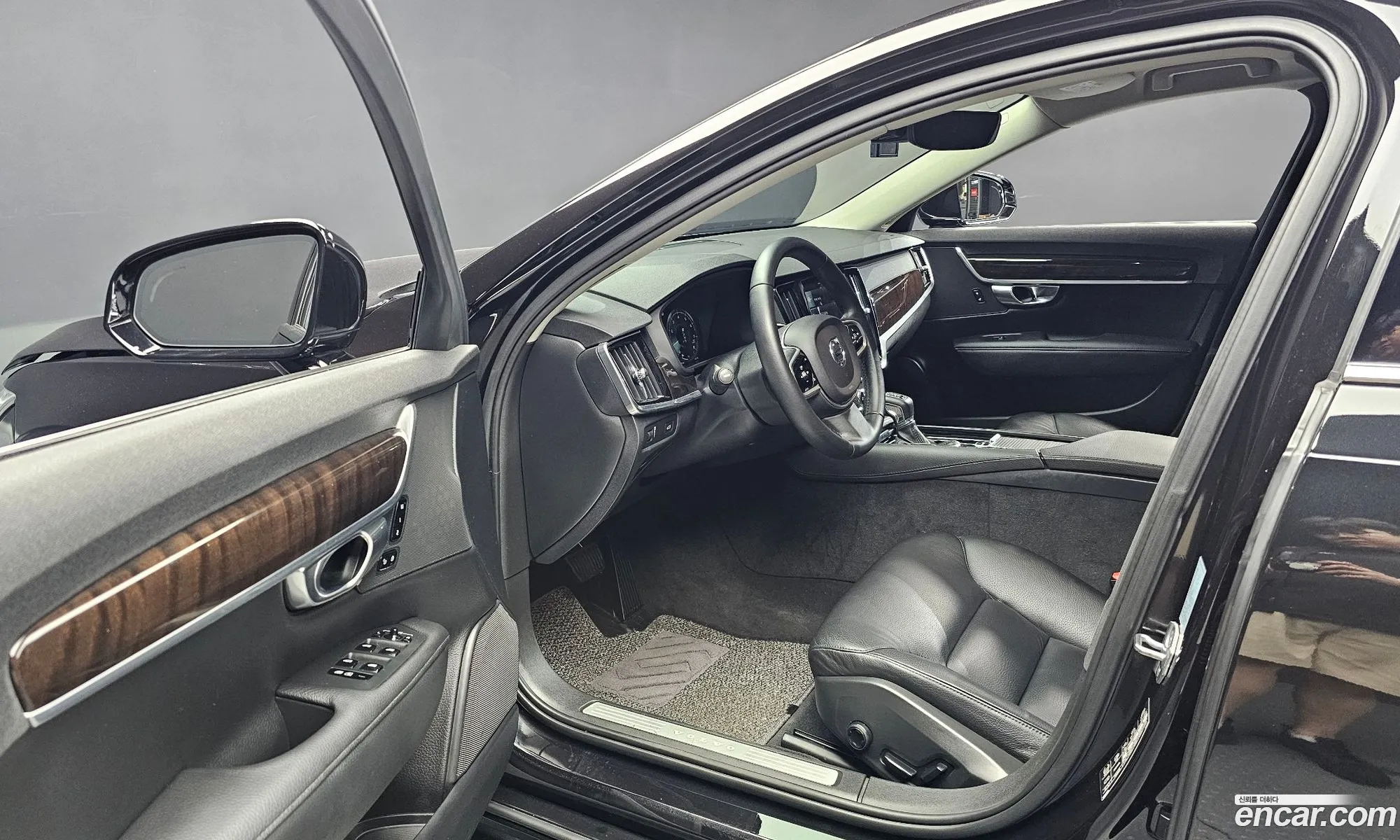 Volvo S90 2017 YV1PS102DH1011210 — 17