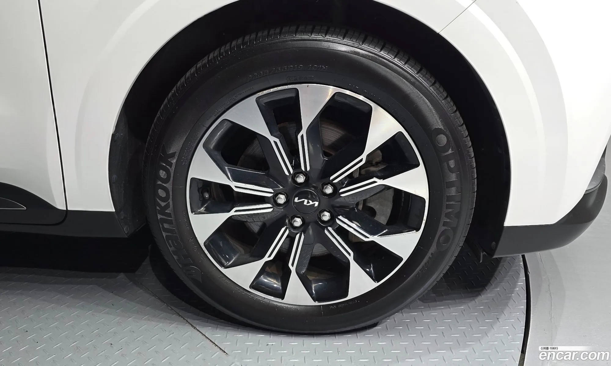 Kia Carnival 2022 — 18