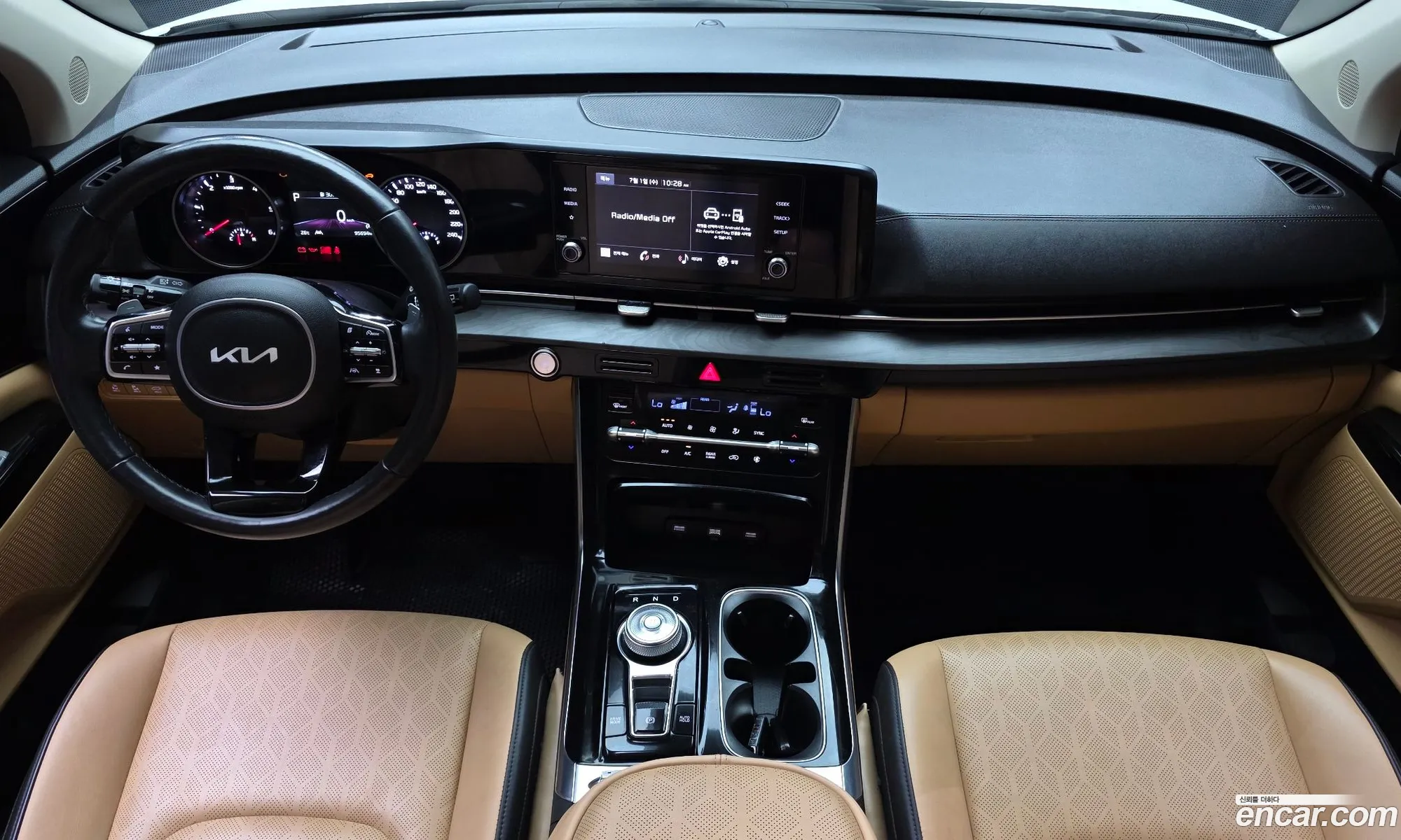Kia Carnival 2022 — 16