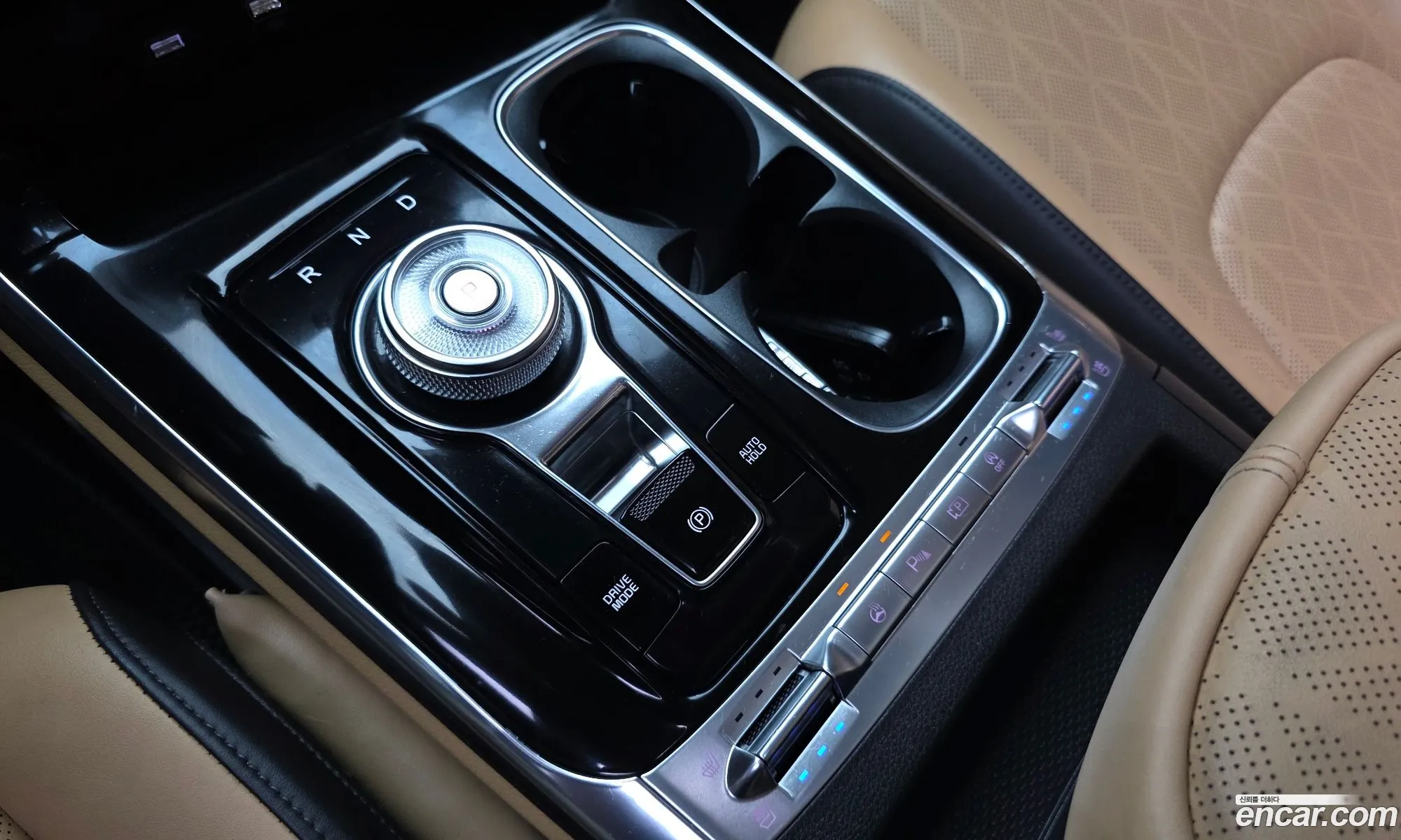 Kia Carnival 2022 — 30