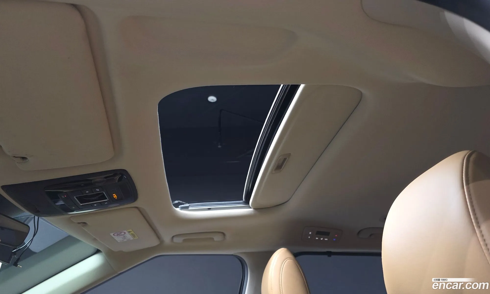 Kia Carnival 2022 — 26