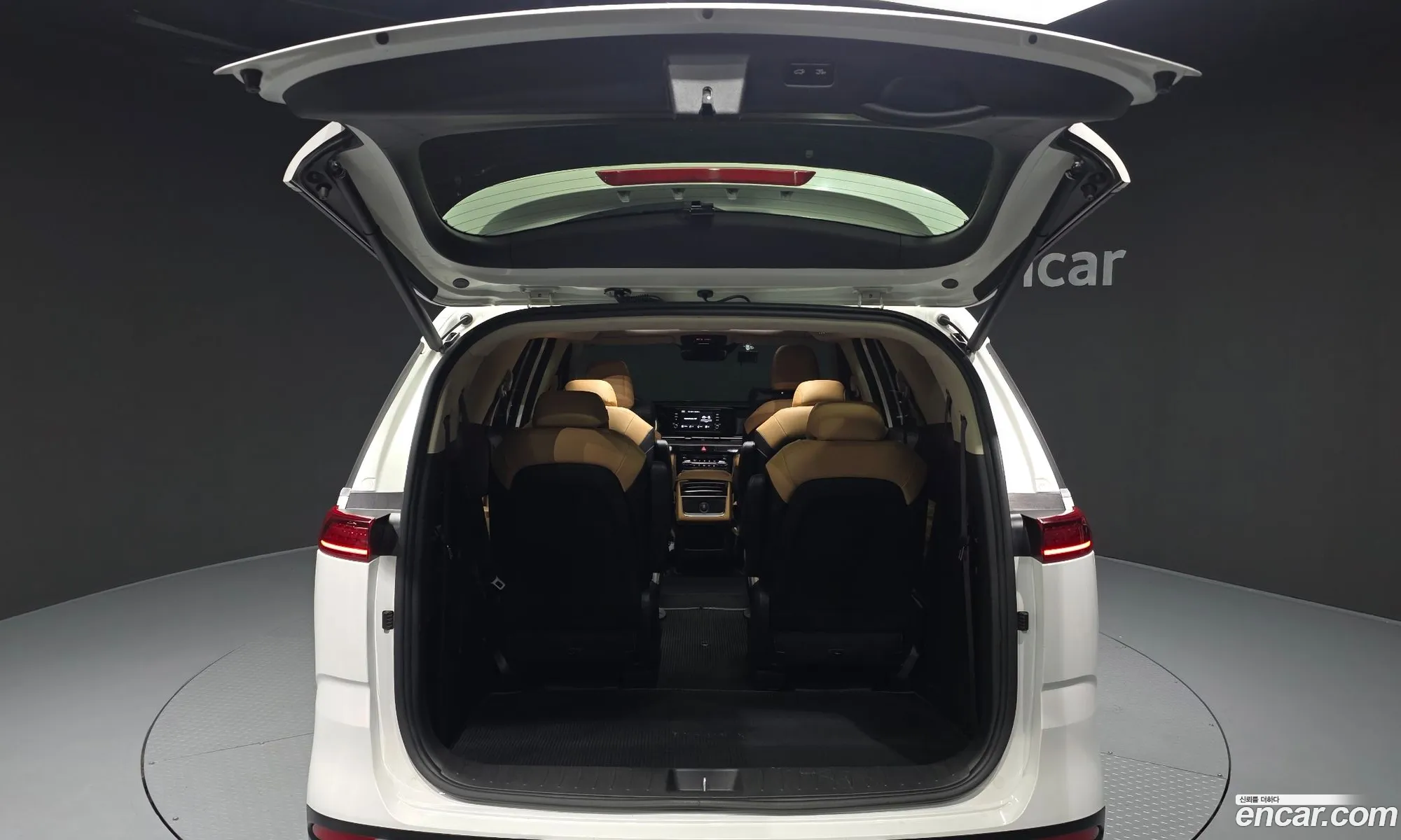 Kia Carnival 2022 — 15