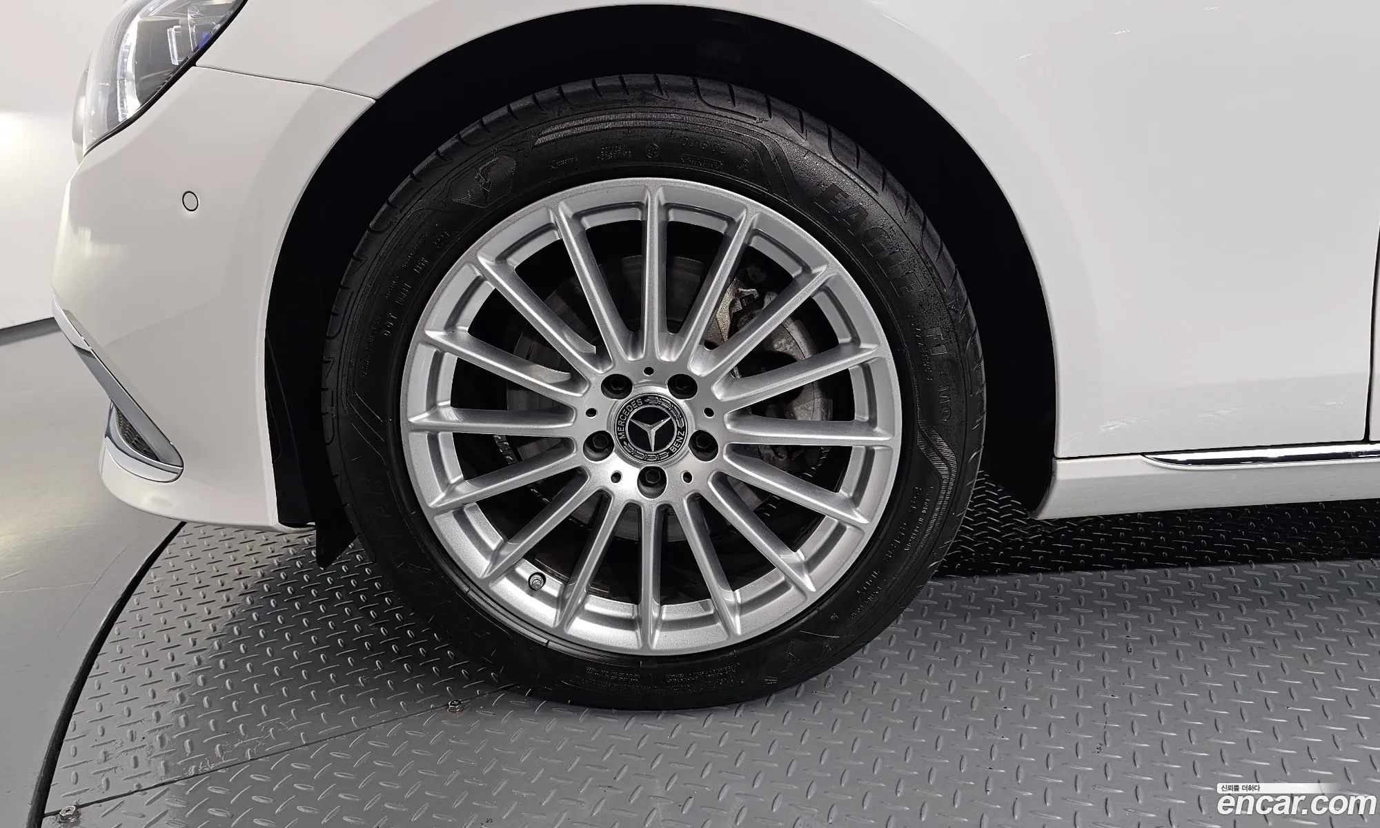 Mercedes-Benz E-Class W213 2023 W1KZF4FB3PB170010 — 10