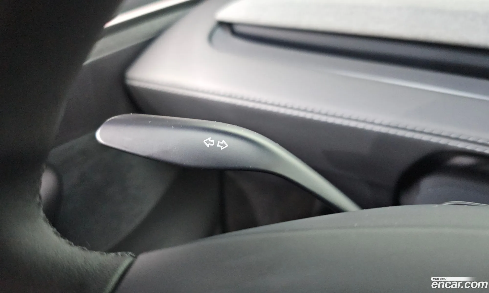 Tesla Model Y 2025 LRWYGCEK5SC064995 — 24