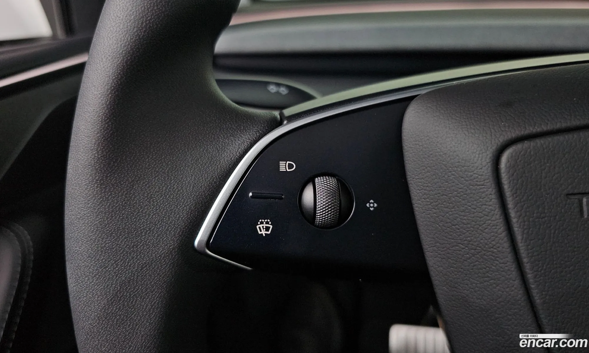 Tesla Model Y 2025 LRWYGCEK5SC064995 — 20