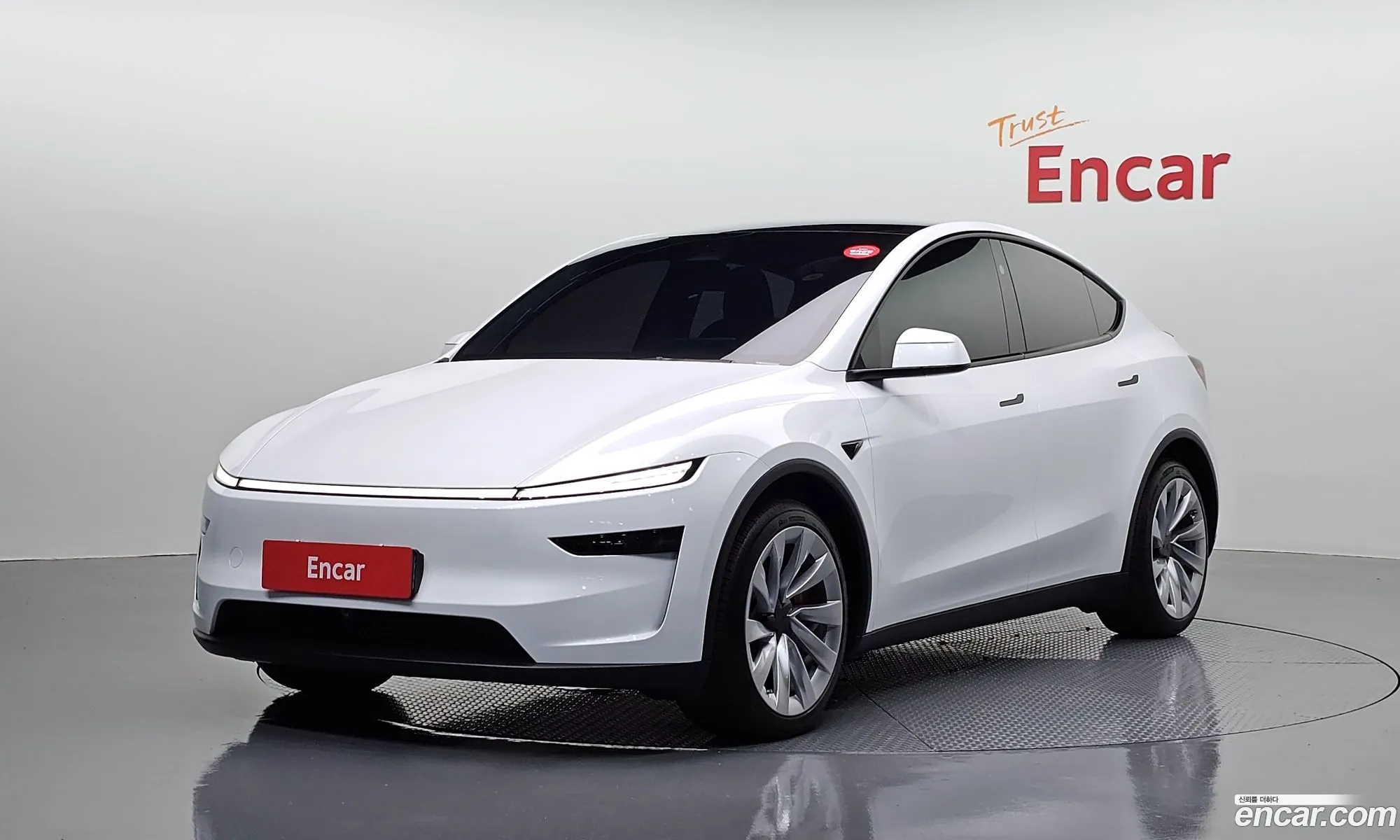 Tesla Model Y 2025 LRWYGCEK5SC064995 — 27