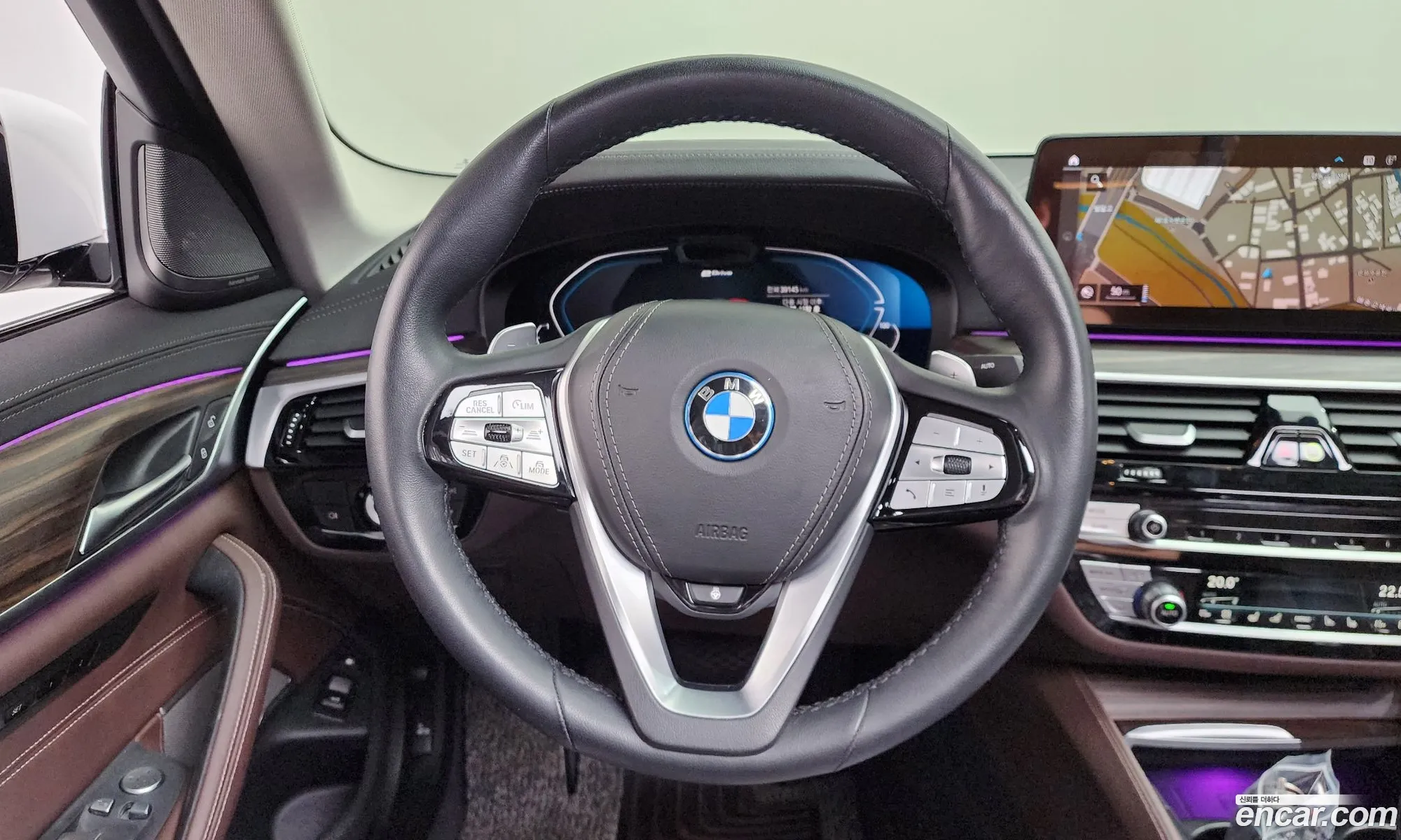 BMW 5 Series 2022 WBA51AG08NCL02587 — 3