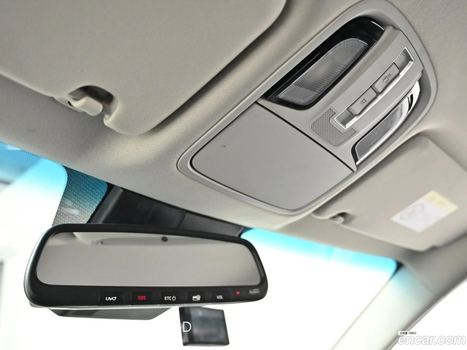 Kia K7 Premier Hybrid 2020 — 3