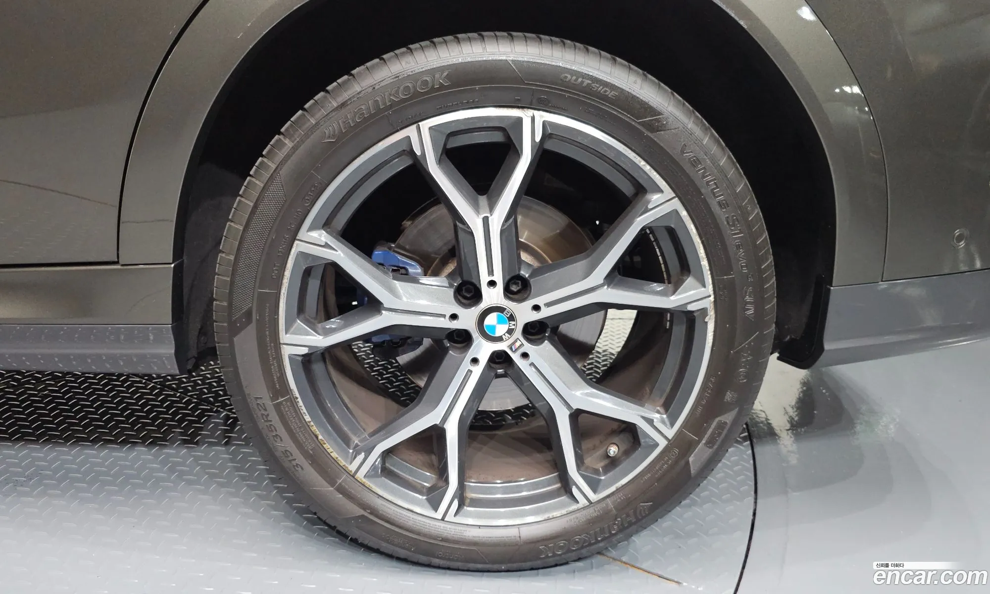 BMW X6 2022 — 30