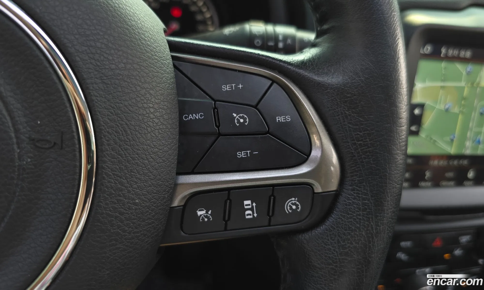 Jeep Renegade 2019 1C4BU0000KPK37184 — 8