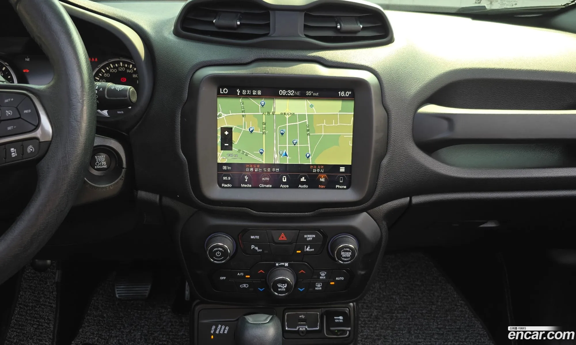 Jeep Renegade 2019 1C4BU0000KPK37184 — 24