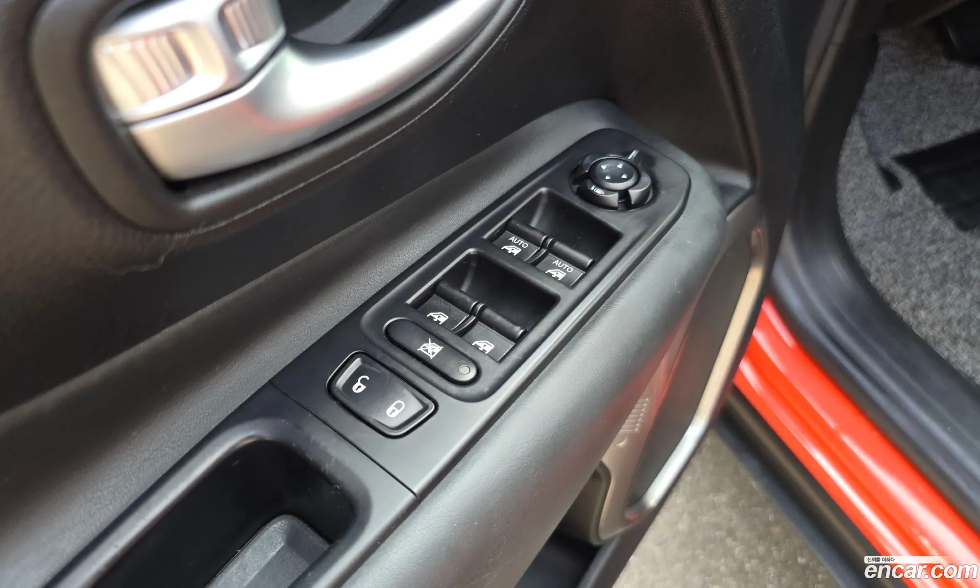 Jeep Renegade 2019 1C4BU0000KPK37184 — 26
