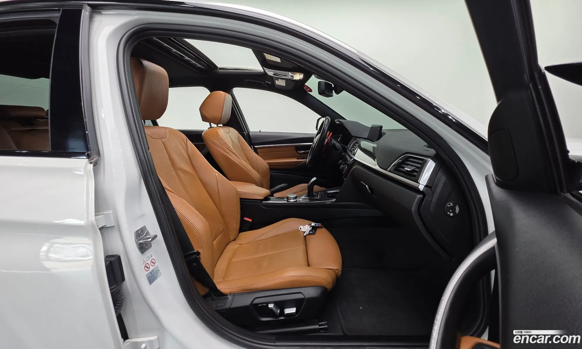 BMW 3 Series 2018 WBA8B9103JA539320 — 9
