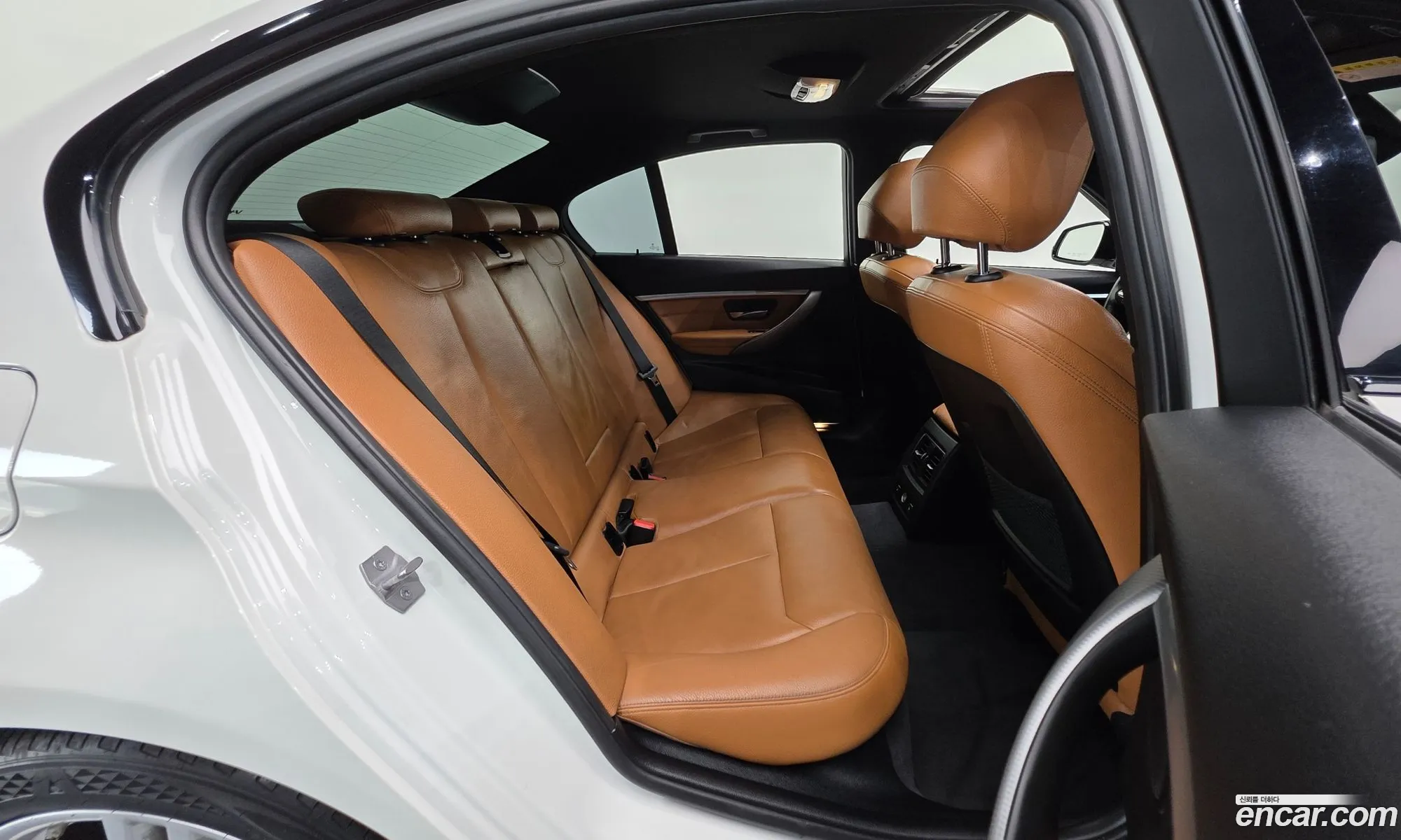 BMW 3 Series 2018 WBA8B9103JA539320 — 22